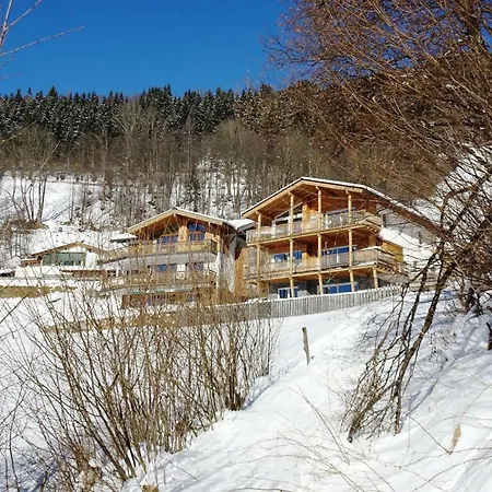 Alpin Penthouse アパート